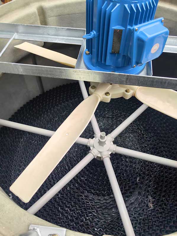 乐山60T玻璃钢冷却塔整塔发货